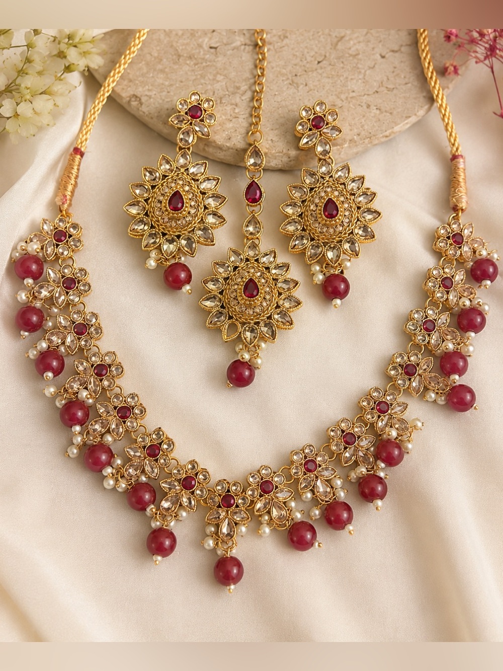 Pakistani Indian Kundan Style Jewelry Set Necklace Earrings & Maang Tikka